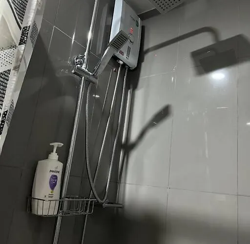 Air Residences - 1bedroom Unit With Balcony - Wifi & Netflix * Manila